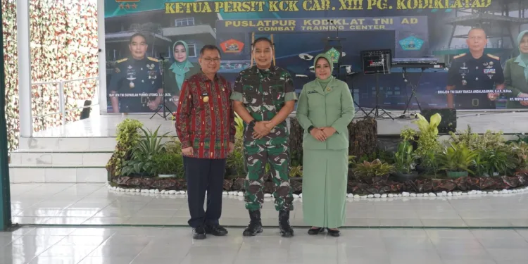 PJ Bupati OKUT  Hadiri Lepas Sambut Danpuslatpur Kodiklatad TNI AD